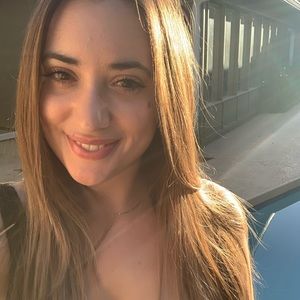 Meet your Posher, Victoria